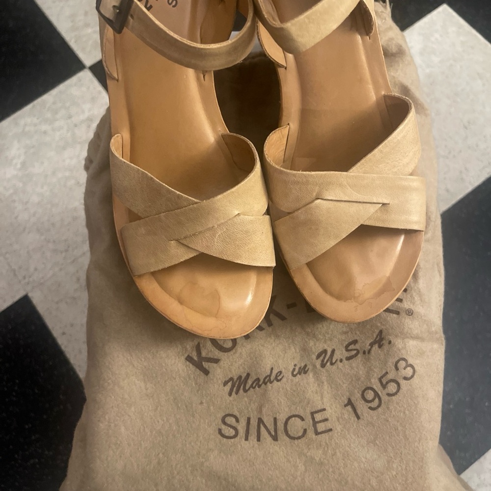 Kork-Ease Tan Platform Sandals - Picture 2 of 10